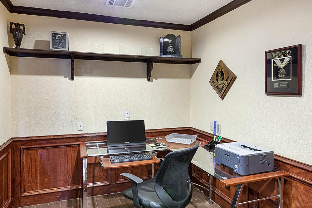 Comfort Suites San Antonio Airport North Екстериор снимка