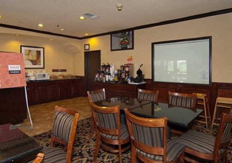 Comfort Suites San Antonio Airport North Екстериор снимка