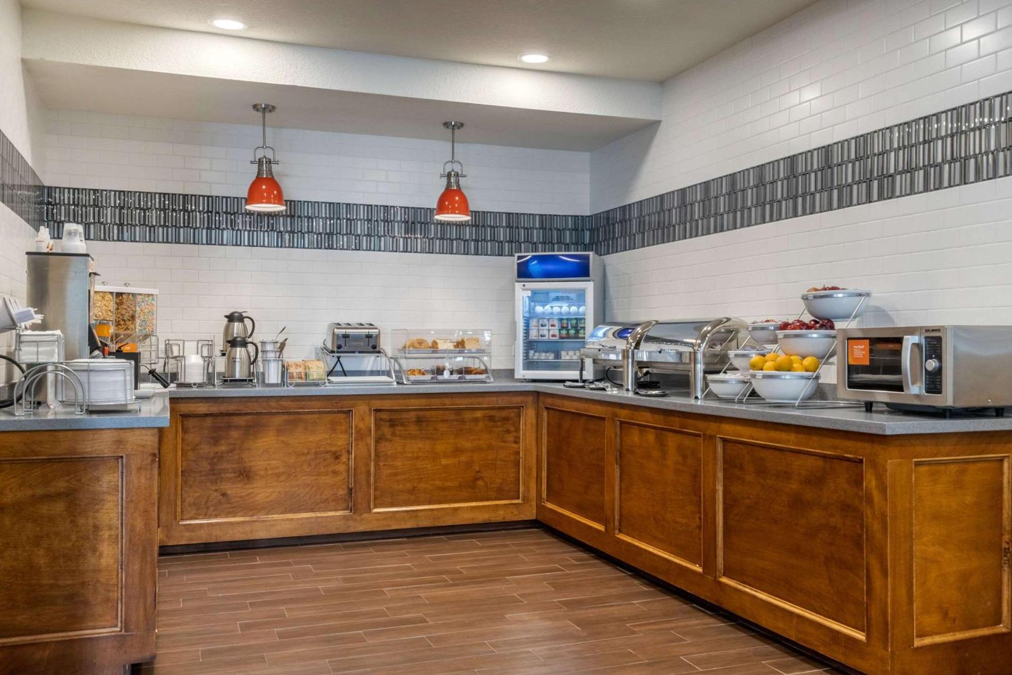 Comfort Suites San Antonio Airport North Екстериор снимка