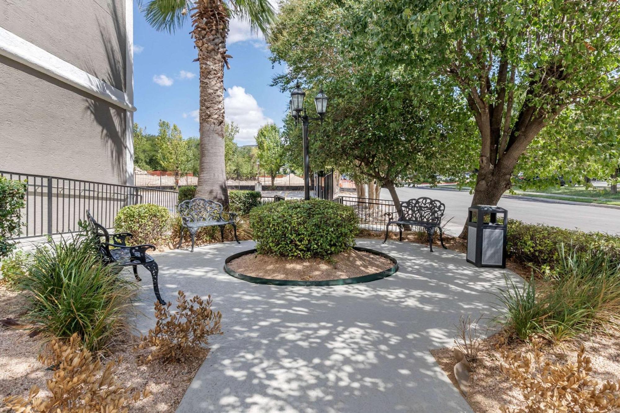 Comfort Suites San Antonio Airport North Екстериор снимка