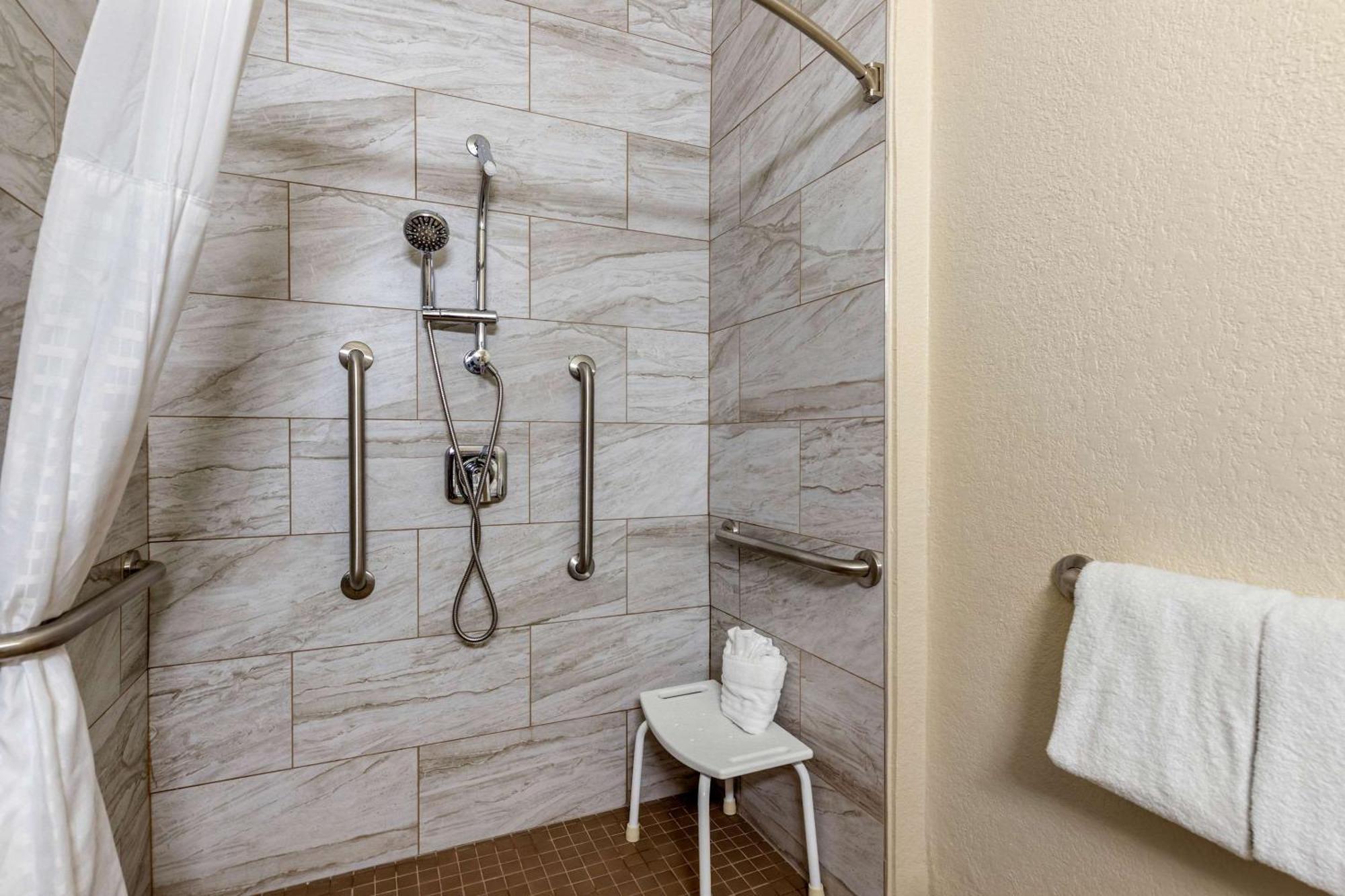 Comfort Suites San Antonio Airport North Екстериор снимка