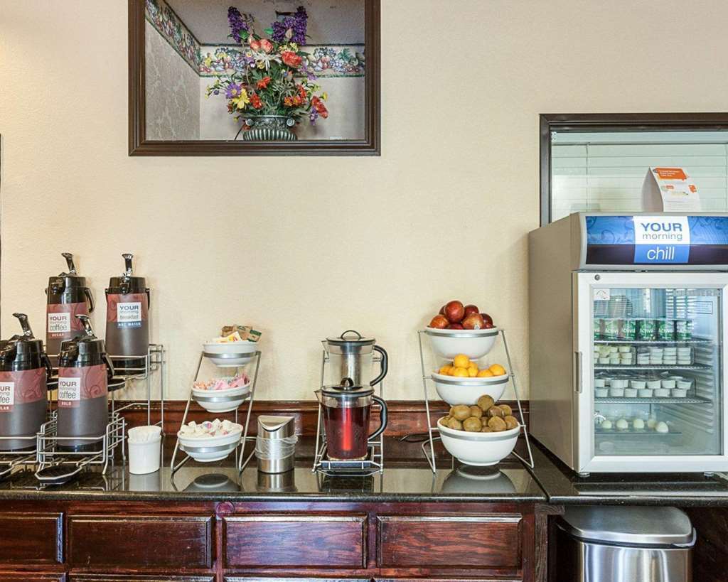 Comfort Suites San Antonio Airport North Ресторант снимка